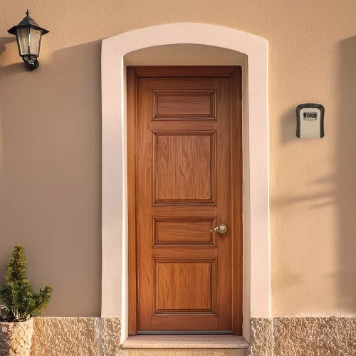 Key box wall mounted code safe