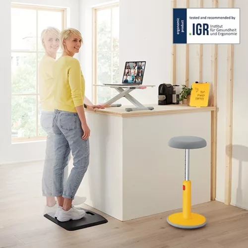 Workstation LEITZ Ergo Cozy sitting/standing with extendable keyboard holder