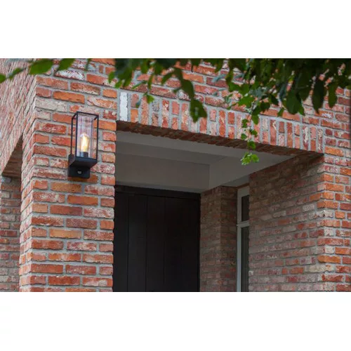 FLAIR OUTDOOR E27 WALL PIR 1 LIGHT BLACK