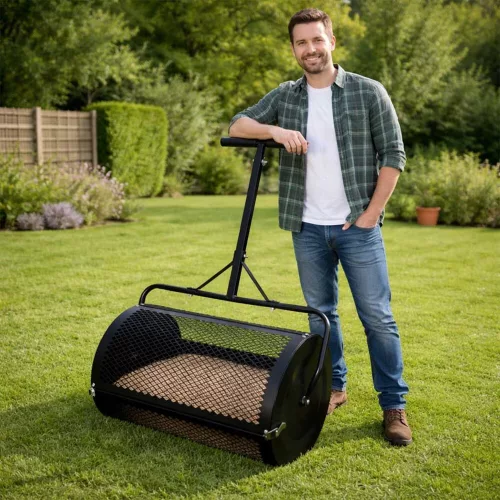 Garden mesh roller compost spreader