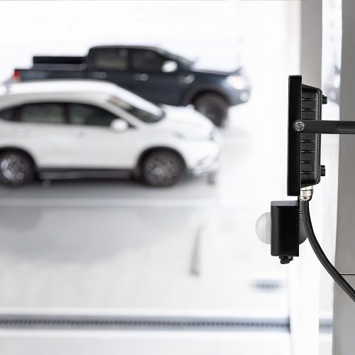 VT-10-S 10W Smd Pir Sensor Floodlight Samsung Chip 3000K Black Body