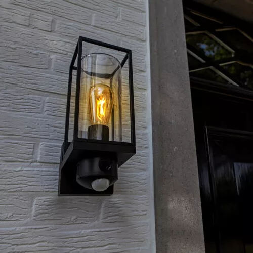 FLAIR OUTDOOR WALL 1 CAMERA LIGHT PIR E27 BLACK LUTEC CONNECT