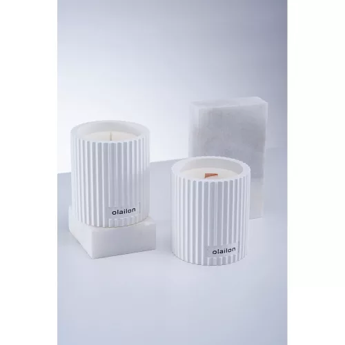 Elegant White Concrete Candle, Vanilla/Rose Essence, 8cm
