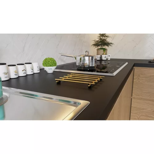 Elegant Gold Metal Trivet, 20x20 cm, 5 kg Capacity