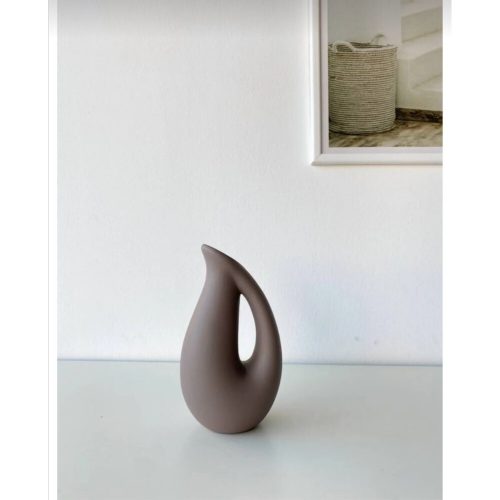 Elegant Mink Ceramic Vase, 6 x 9 x 17 cm | 100% Ceramic | Perfect for Home Decor & Floral Arrangements | Stylish and Modern Design