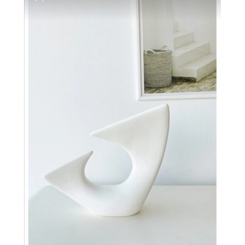 Elegant White Ceramic Vase, 28 x 11.5 x 28 cm | 100% Ceramic, Perfect for Home Decor & Floral Arrangements | Stylish & Modern Design