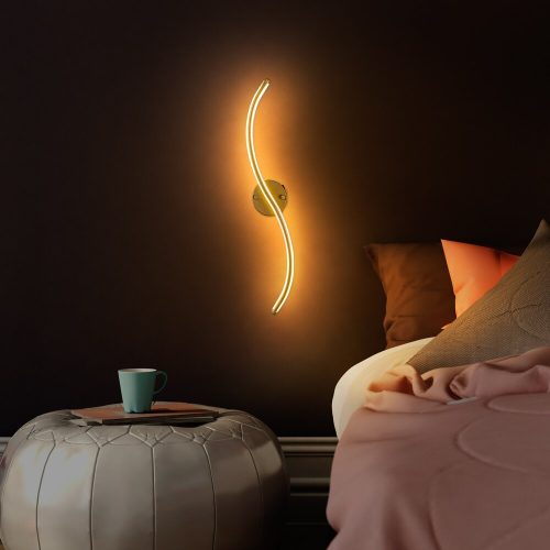 Elegant gold wall lamp, metal housing, 67 cm high x 10 cm wide x 5 cm deep | Integrated LED 16W 3000K | Stylish lighting for modern interior design, living room, bedroom and office spaces