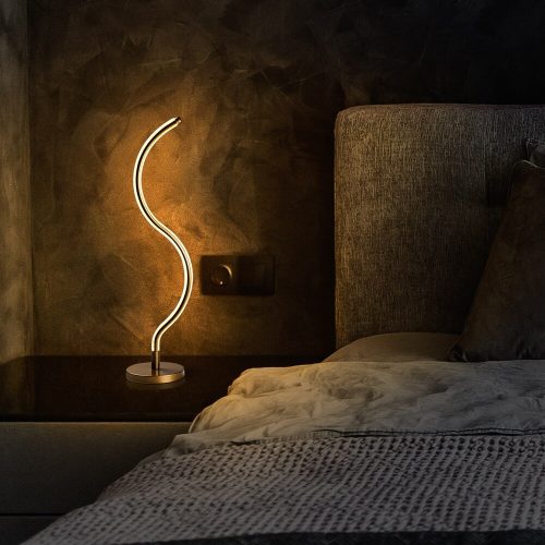Elegant gold table lamp, metal housing, diameter 25 cm, height 40 cm | On/Off switch, 80 CRI, IP20, LED socket 12W 3000K | Perfect for modern interior design and ambient lighting