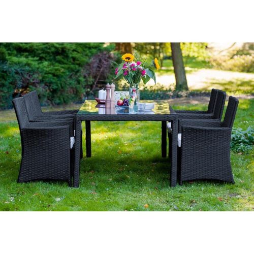 Gustoso outdoor rattan dining set in black