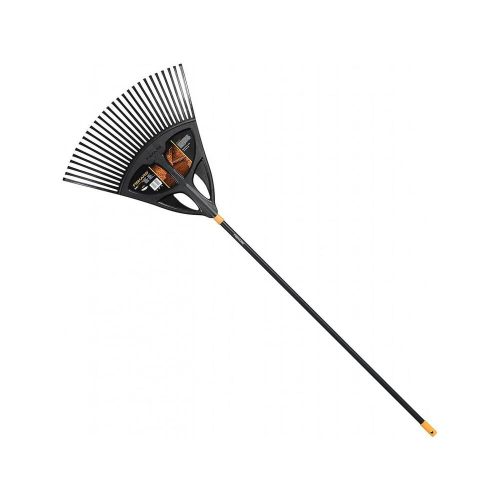 Fiskars Solid™ leaf broom (XL)