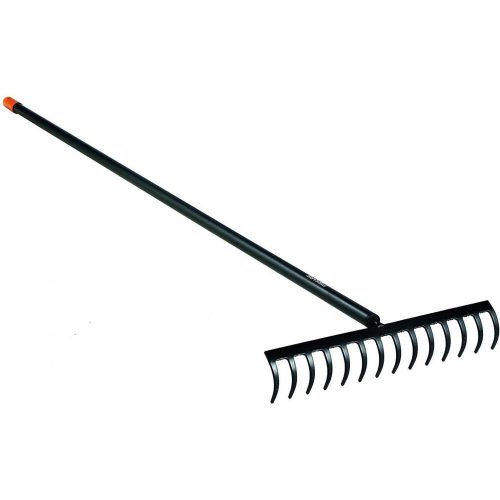 Fiskars Solid™ rake