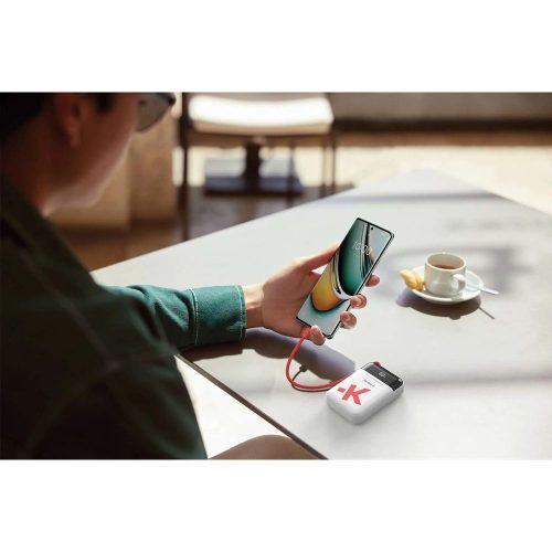 SKROSS RELOAD10 Travel / travel ready 10,000 mAh POWERBANK+ USB-C cable, charged