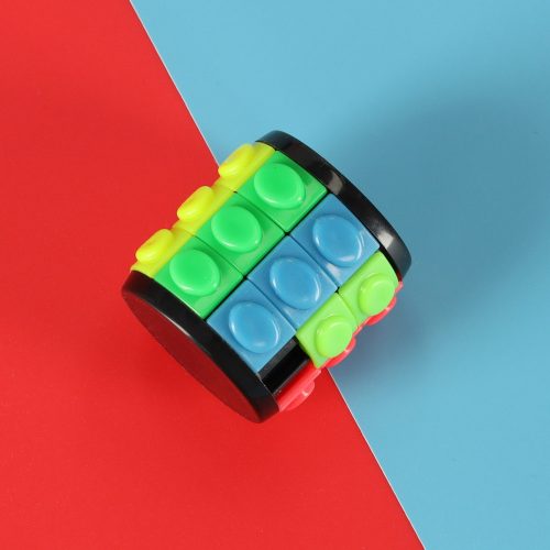 Rotating cylinder logic puzzle S