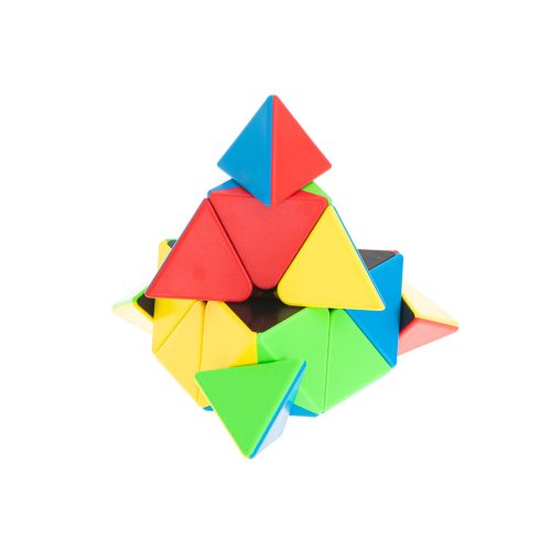 Puzzle cube game PYRAMINX MoYu