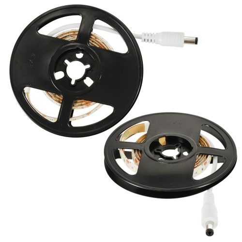 Battery-operated USB motion sensor LED strip 1M warm white