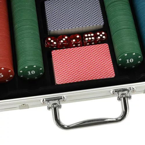 Poker set in case 500 chips 2 packs of cards