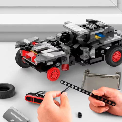 RC car 1:30 Audi RS Q e-tron inserts